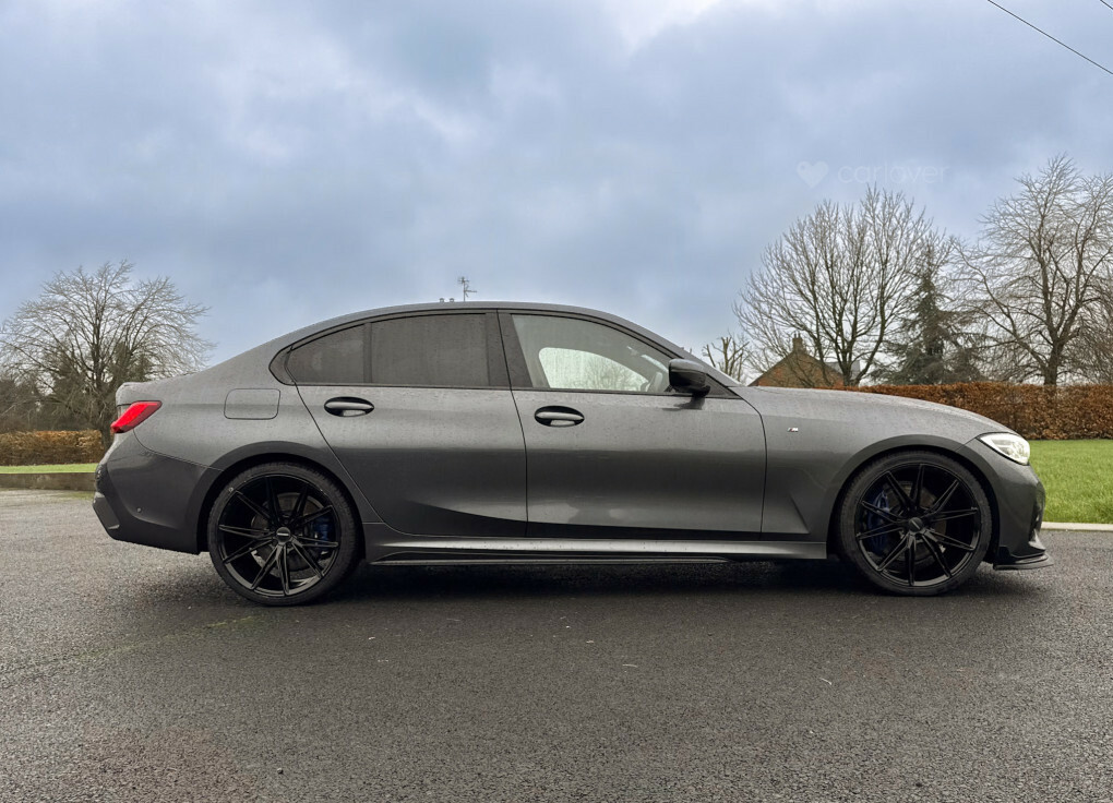 BMW 3 Series 2.0 318D M Sport YC70FVS #3