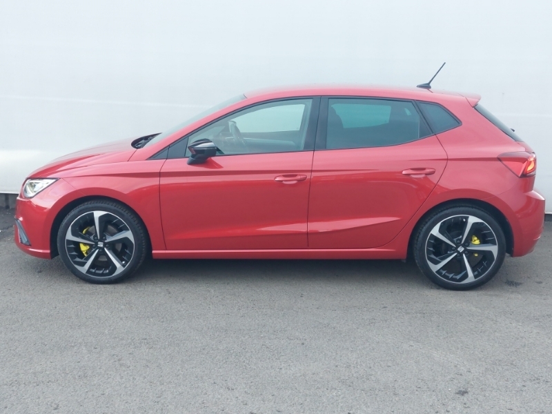 Seat Ibiza 1.0 Tsi 110 Fr Sport Dsg Red #4
