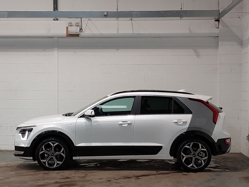 Kia Niro 1.6 Gdi Phev 4 Dct FE24XWR White #4