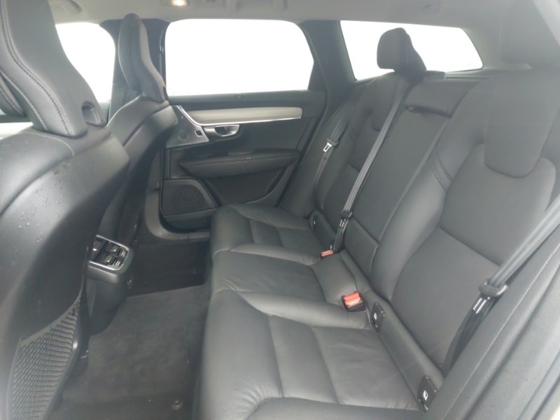 Volvo V90 2.0 B5p Ultimate Dark Gold #6