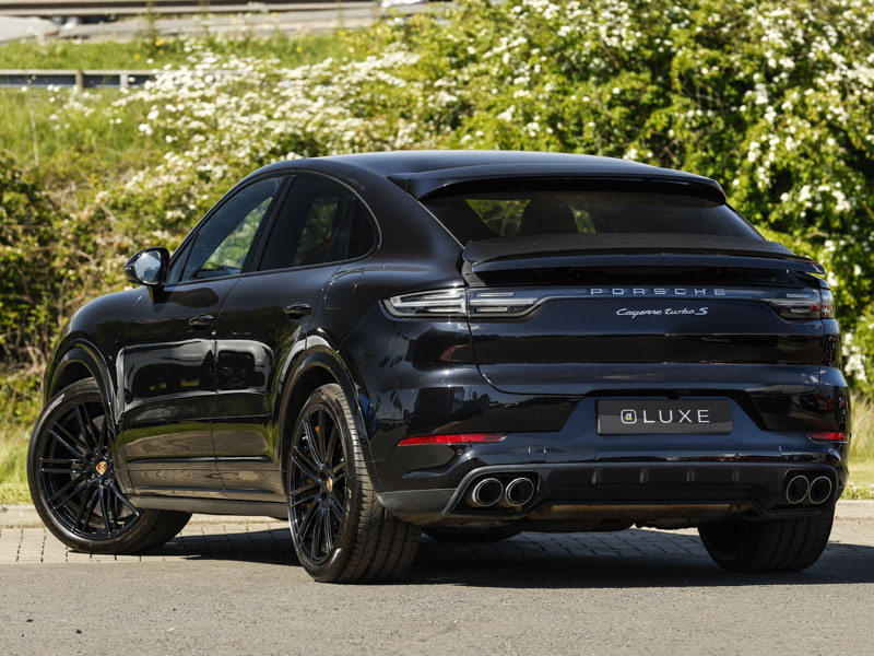 Porsche Cayenne E-hybrid Turbo S Tiptronic S Black #2