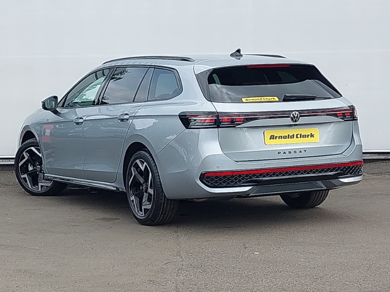 Volkswagen Passat 1.5 Etsi R-line Dsg Silver #2