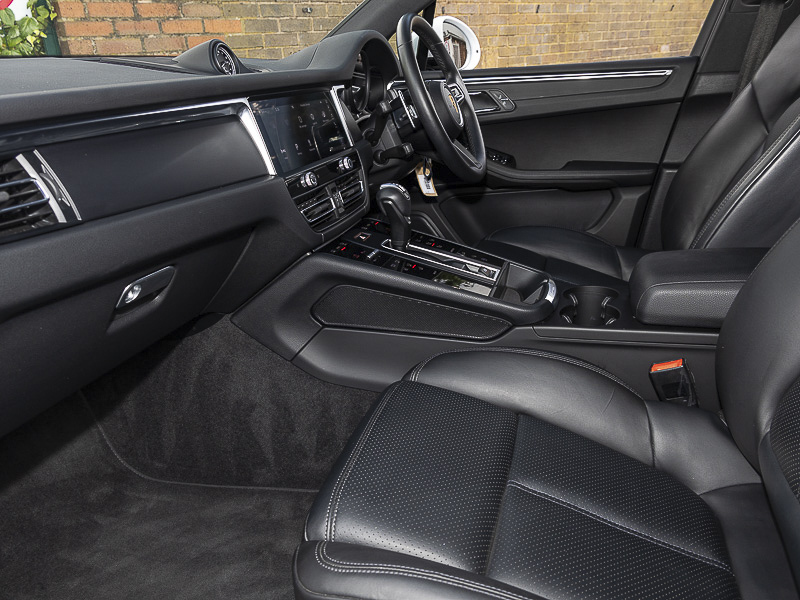 Porsche Macan 5dr Pdk FL72WTZ White #5
