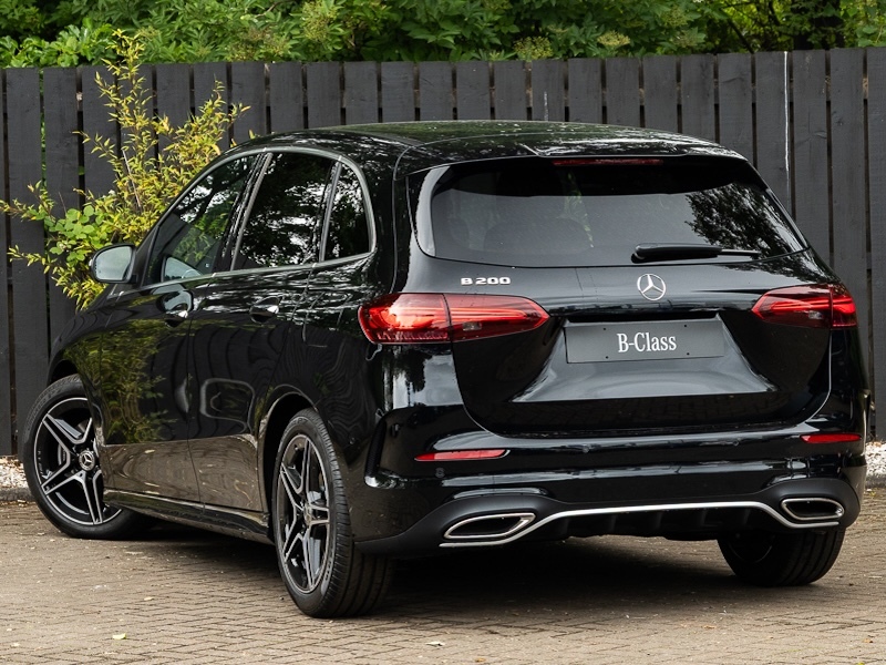 Mercedes-Benz B Class B200 Amg Line Executive Black #2