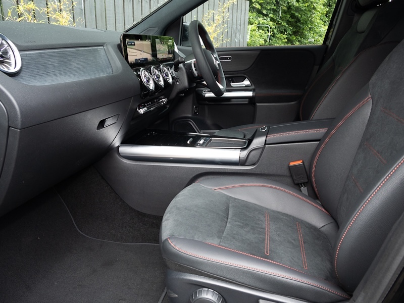Mercedes-Benz B Class B200 Amg Line Executive Black #5