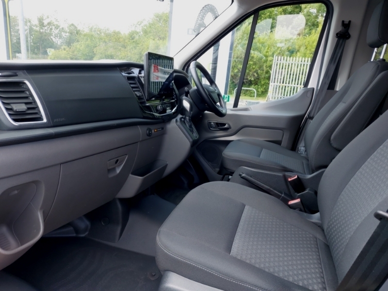 Ford Transit Custom 2.0 Ecoblue 165Ps H3 17 Seater Trend Nav MH74SYS Silver #4