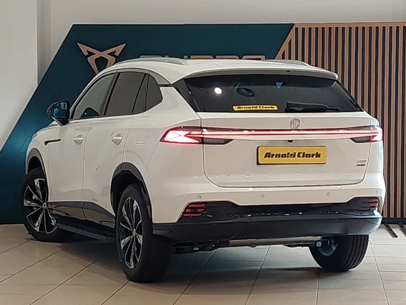 MG HS 1.5 T-gdi Phev Trophy White #2