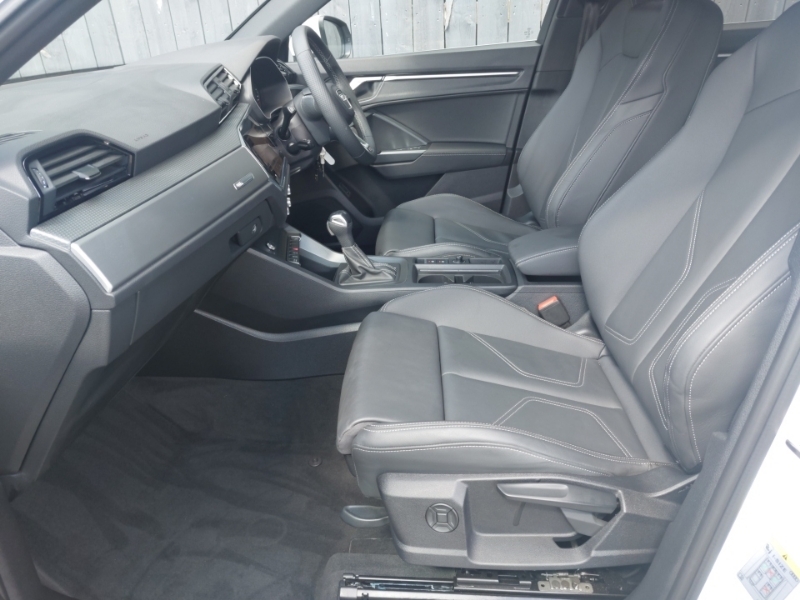 Audi Q3 35 Tfsi S Line S Tronic Leather White #5