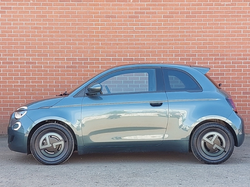 Fiat 500 87Kw Giorgio Armani 42Kwh Green #4