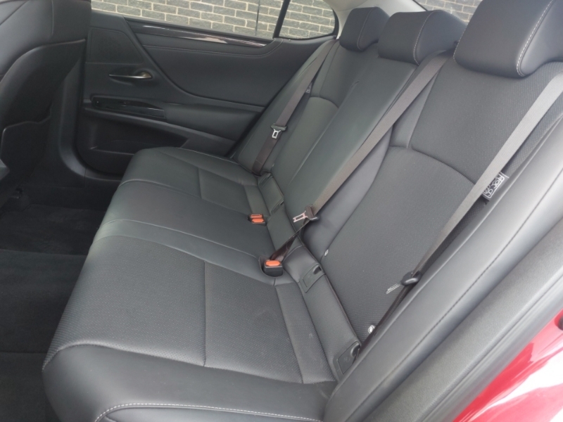 Lexus ES 300H 2.5 Cvt Premium Edition WP72RXO Red #6