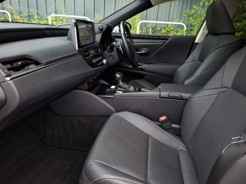 Lexus ES 300H 2.5 Cvt WP72RXZ Red #5