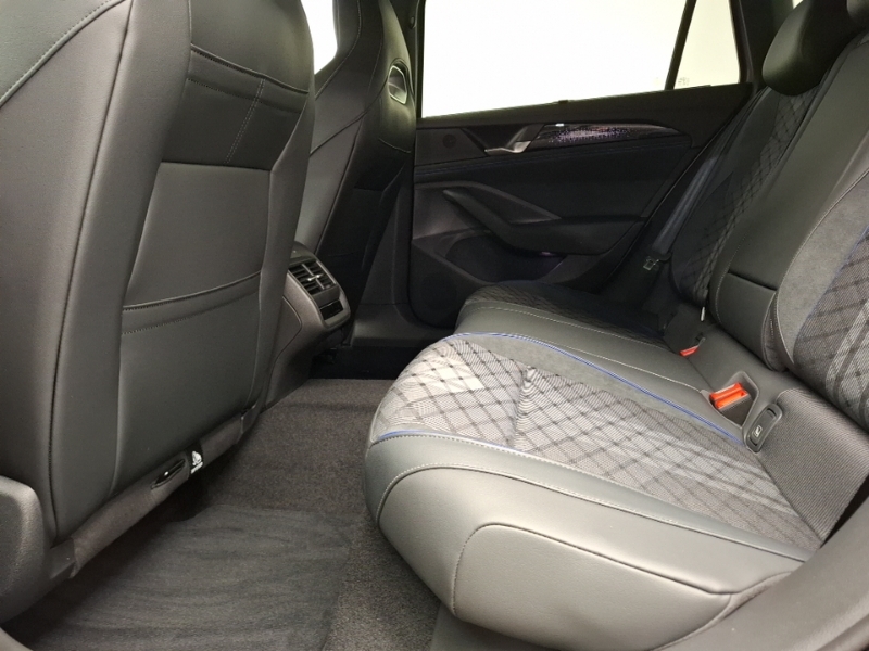 Volkswagen Passat 1.5 Etsi R-line Dsg  Grey #6