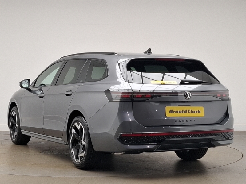 Volkswagen Passat 1.5 Etsi R-line Dsg  Grey #2
