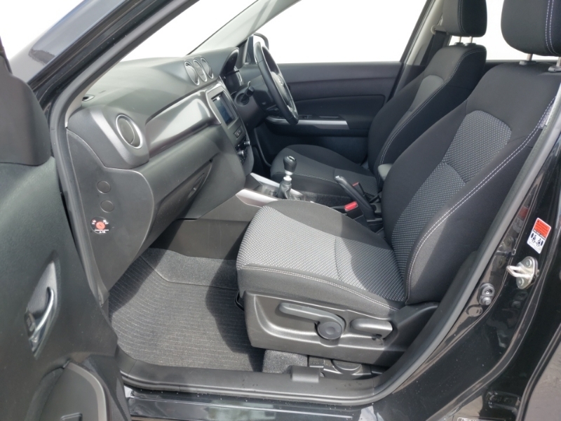 Suzuki Vitara 1.4 Boosterjet 48V Hybrid Sz-t KP22USX Black #5