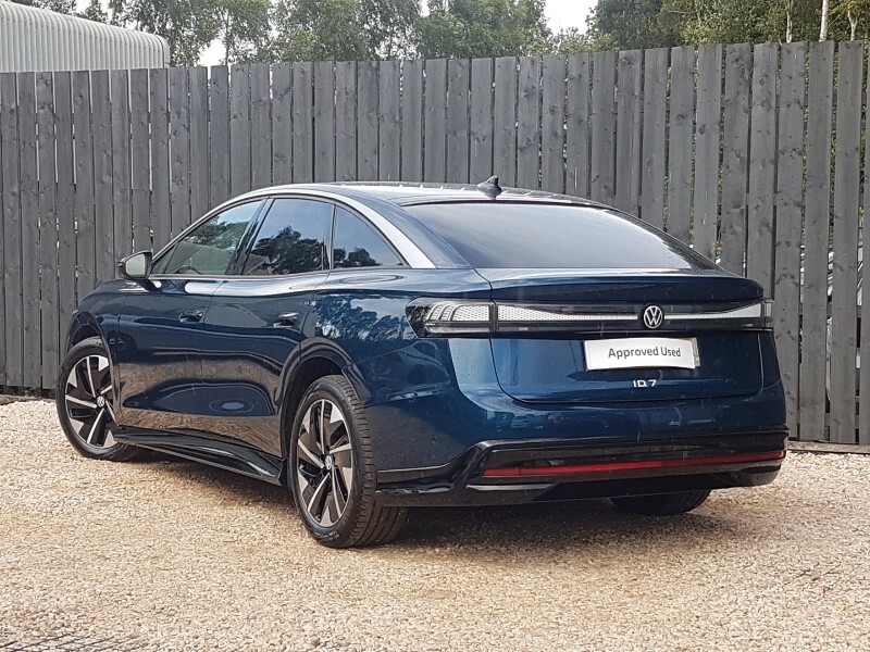 Volkswagen ID.7 210Kw Match Pro 77Kwh Blue #2