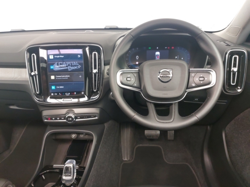 Volvo XC40 2.0 B4p Ultra Dark SL74BXX White #5