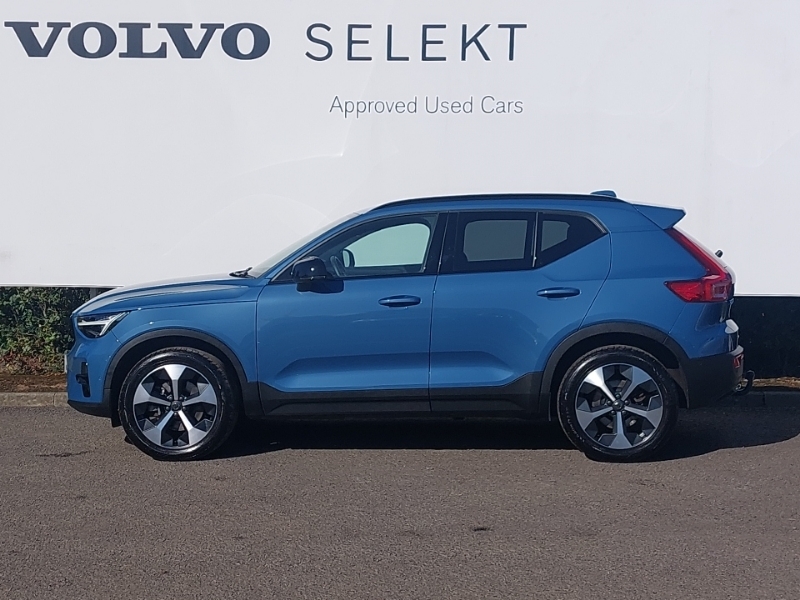 Volvo XC40 2.0 B4p Ultimate Dark SK73TPU Blue #4