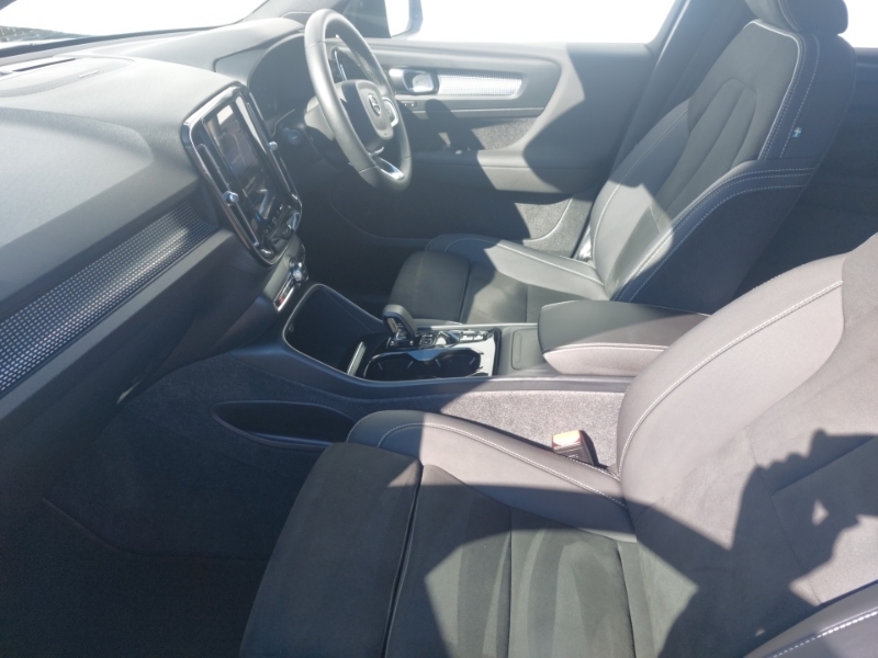 Volvo XC40 2.0 B4p Ultimate Dark SK73TPU Blue #5