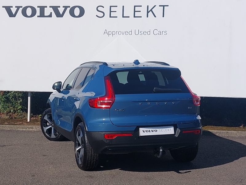 Volvo XC40 2.0 B4p Ultimate Dark SK73TPU Blue #2