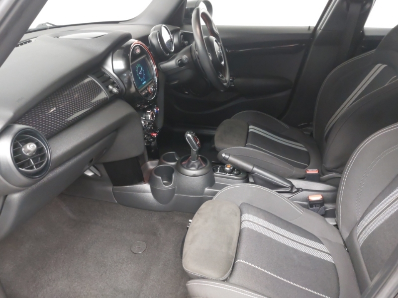 Mini Hatch 2.0 Cooper S Sport II YA69DTF Black #5
