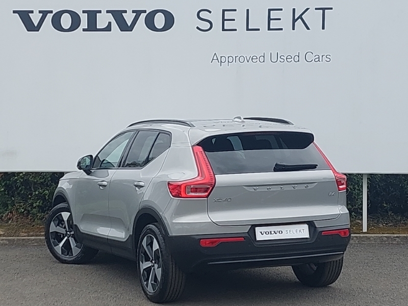 Volvo XC40 2.0 B4p Ultimate Dark Silver #2