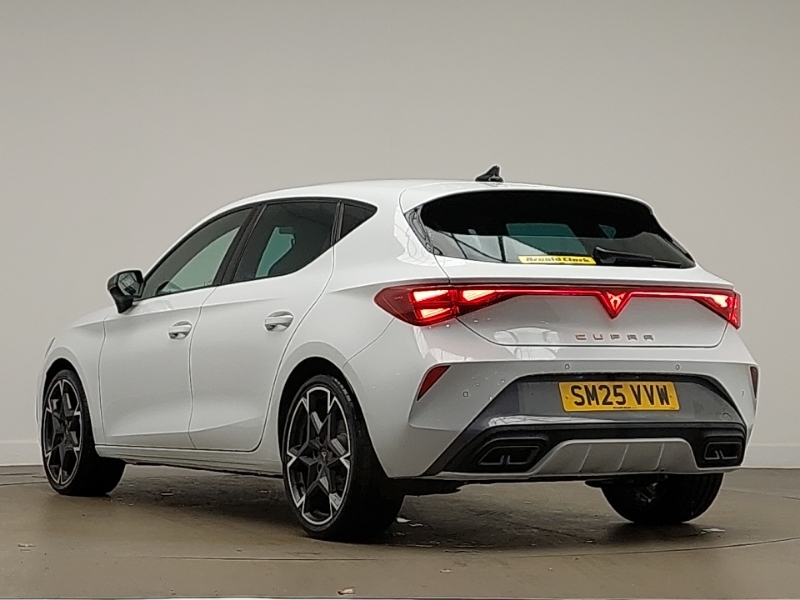 Cupra Leon 1.5 Tsi 150 V2 SM25VVW White #2
