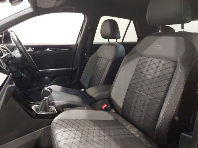 Volkswagen T-Roc 1.5 Tsi R-line SA72HVU Black #5