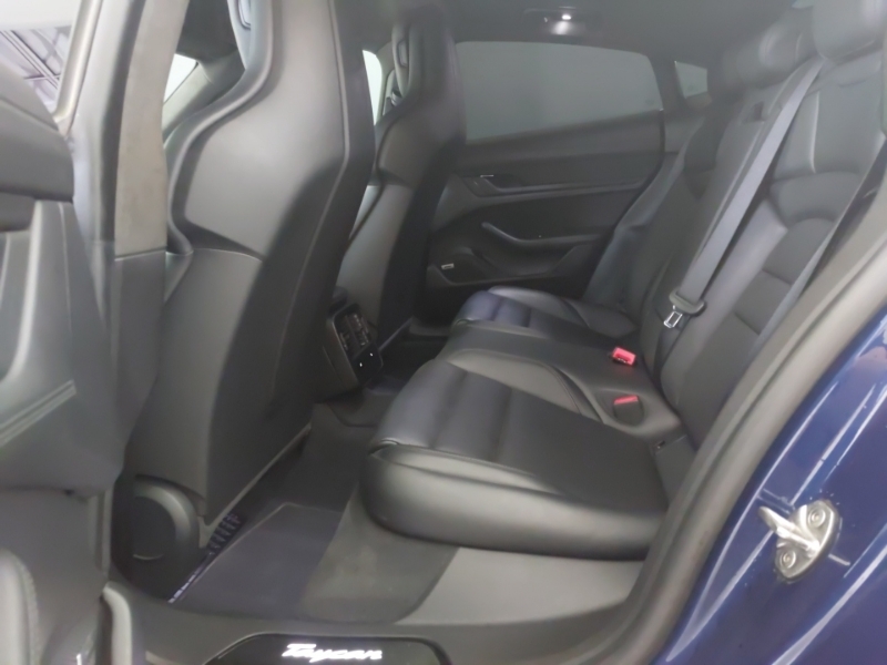 Porsche Taycan 500Kw Turbo 93Kwh Blue #6