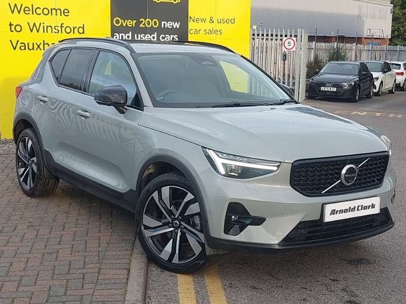 Volvo XC40 2.0 B4p Ultra Dark Grey
