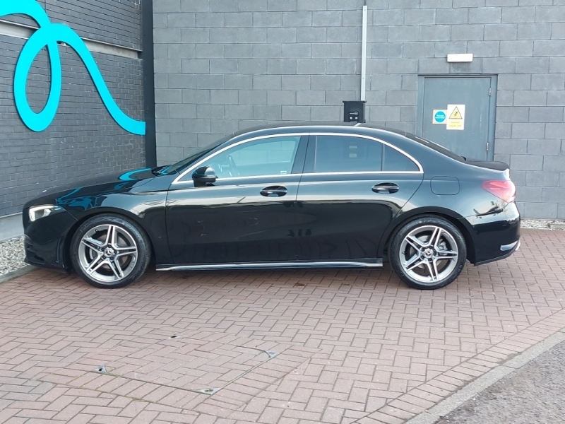 Mercedes-Benz A Class A200 Amg Line Black #4