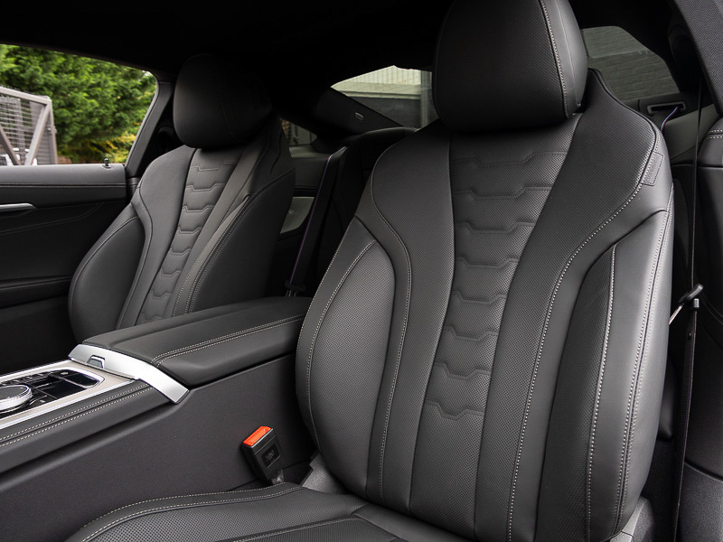 BMW 8 Series M850i Xdrive ST75FHX Blue #6