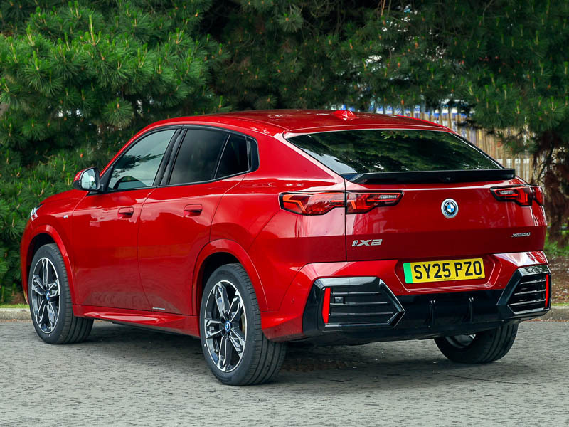 BMW iX2 230Kw Xdrive30 M Sport 65Kwh Red #2