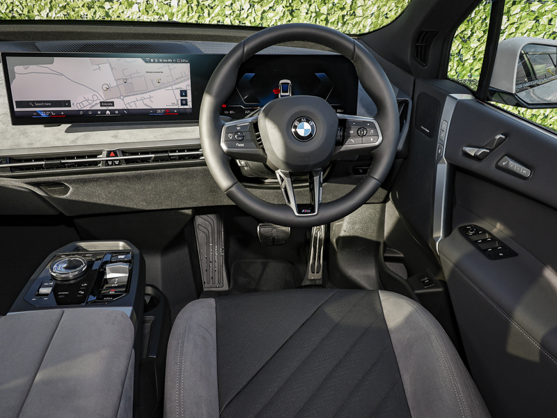 BMW iX 300Kw Xdrive45 M Sport 101Kwh White #5