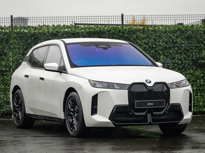 BMW iX 300Kw Xdrive45 M Sport 101Kwh White