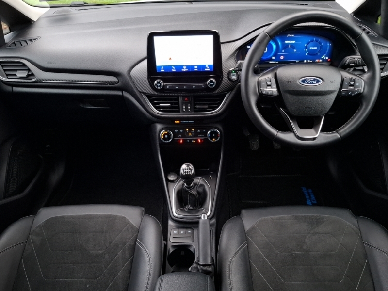 Ford Fiesta 1.0 Ecoboost Hbd Mhev 155 Titanium Vignale SA72OXW White #3