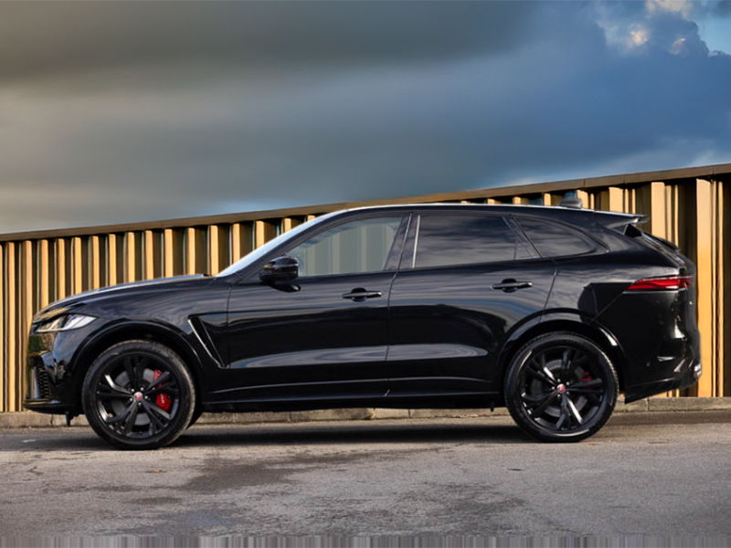 Jaguar F-Pace 5.0 V8 550 Svr Awd Black #4