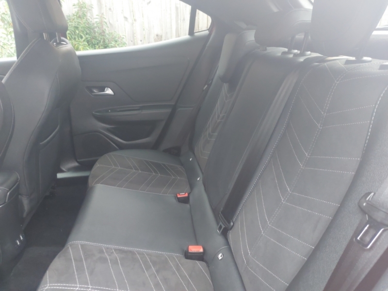 Vauxhall Mokka 1.2 Turbo Ultimate LV25JZH Red #6
