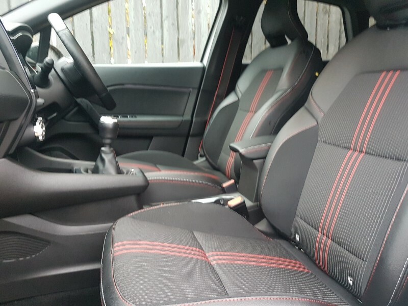 Renault Captur 1.3 Mild Hybrid 140 R.s. Line White #5