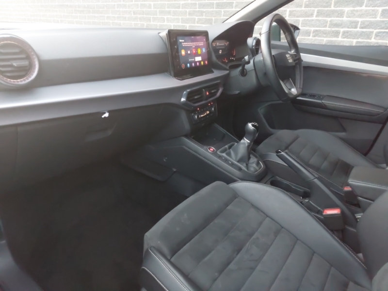 Seat Ibiza 1.0 Tsi 110 Xcellence CY23ABO Red #5