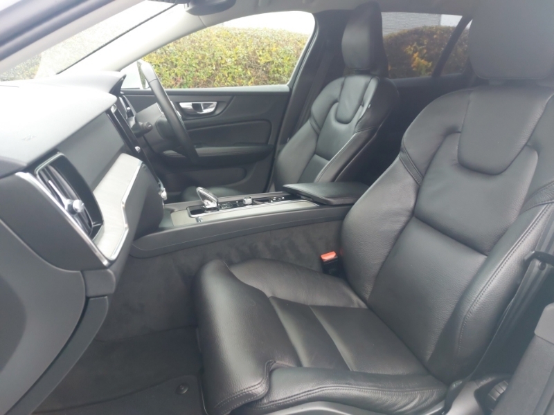 Volvo V60 2.0 B4d Inscription White #5