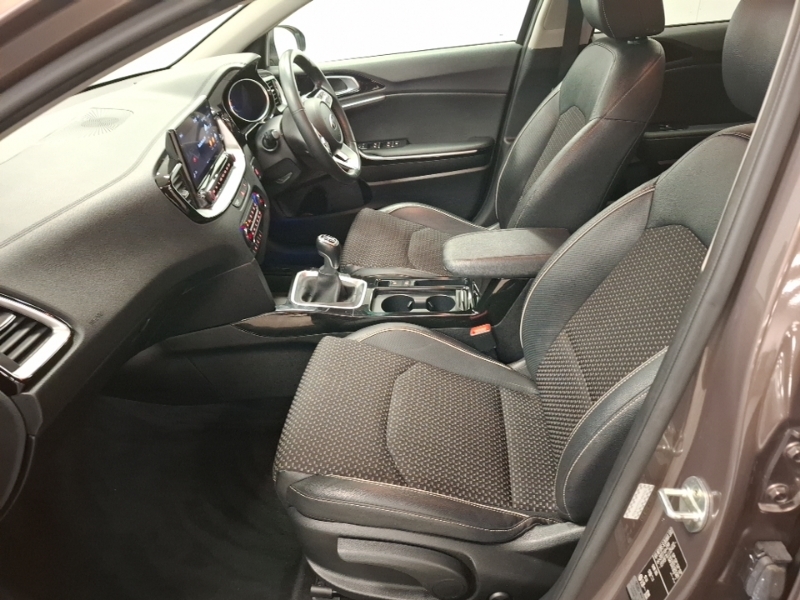 Kia Xceed 1.0T Gdi Isg 3 BJ70KZA Brown #5