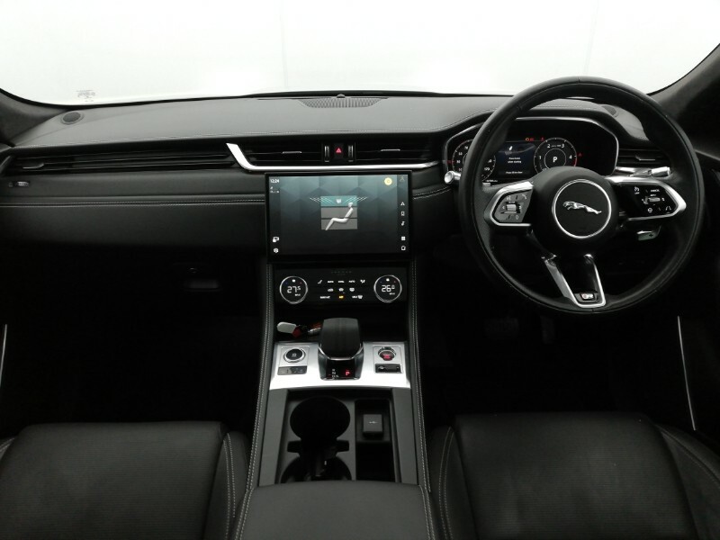 Jaguar F-Pace 2.0 D200 R-dynamic Hse Awd KM21AOG Silver #3