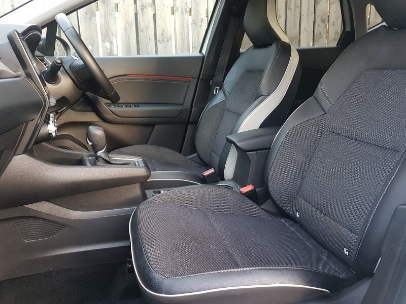 Renault Captur 1.6 E-tech Plug-in Hybrid 160 Techno YO23FZA White #5