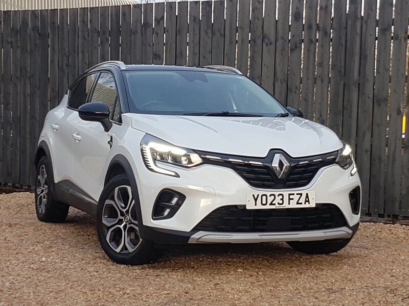 Renault Captur 1.6 E-tech Plug-in Hybrid 160 Techno White