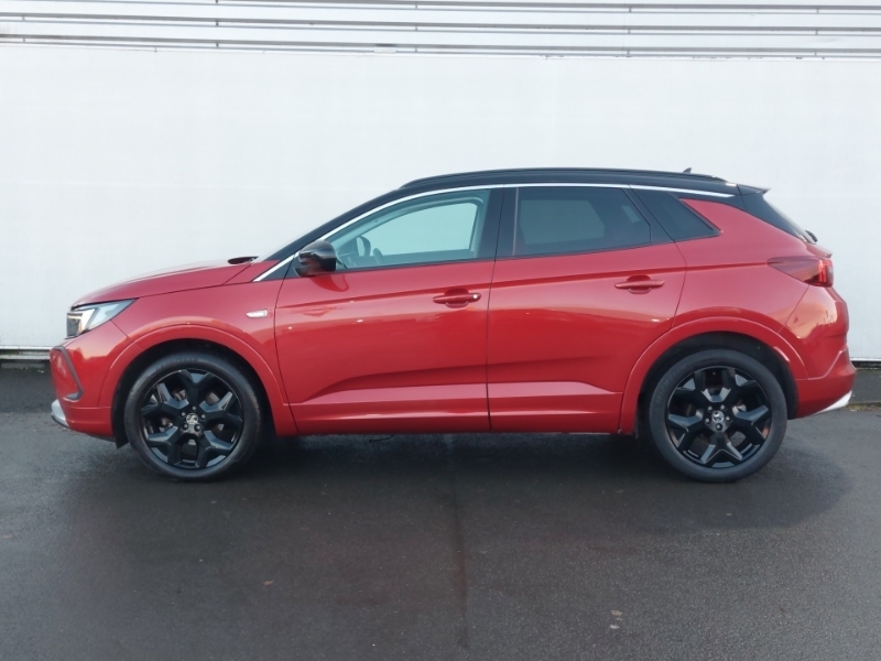 Vauxhall Grandland 1.2 Turbo Elite CV72PZD Red #4