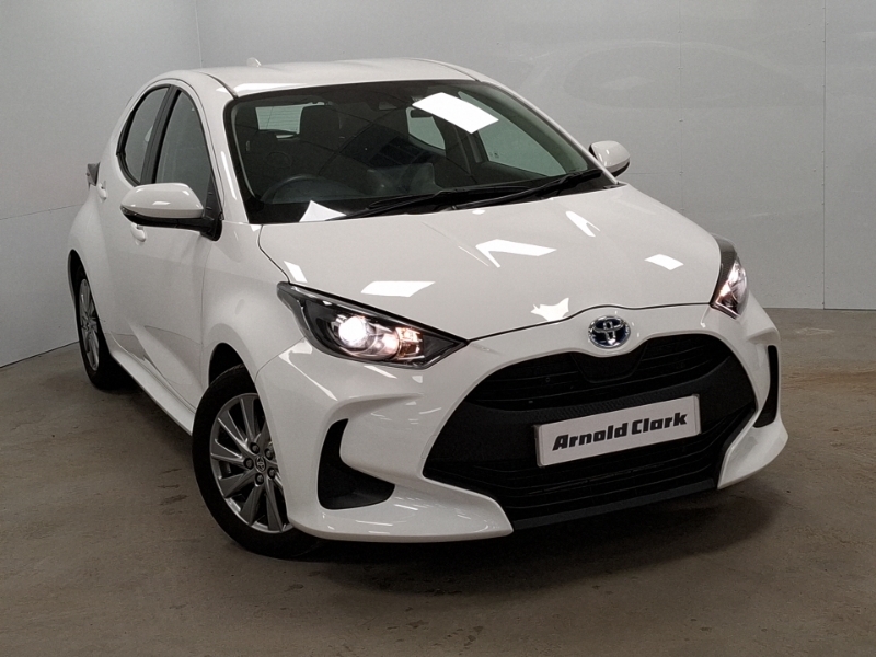 Toyota Yaris 1.5 Hybrid Icon Cvt White