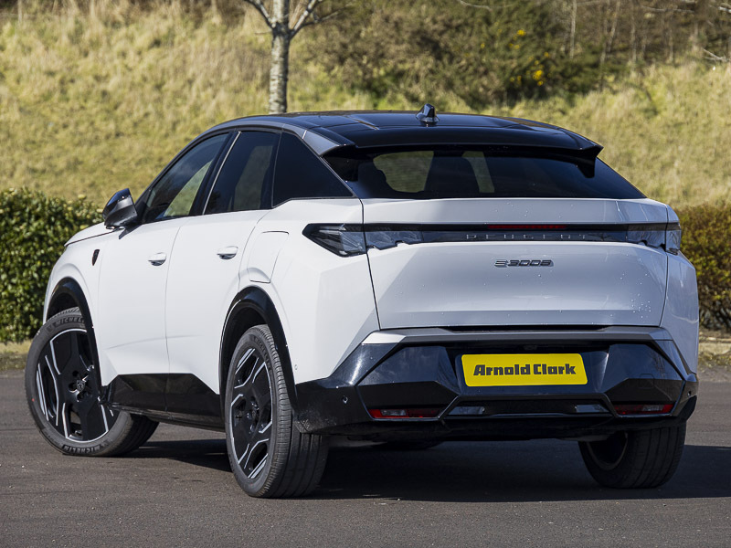 Peugeot 3008 157Kw Gt 73Kwh SJ75UTX White #2