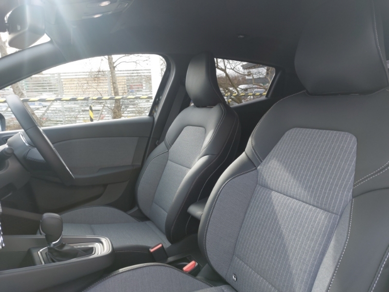 Renault Clio 1.6 E-tech Full Hybrid 145 Techno Black #5