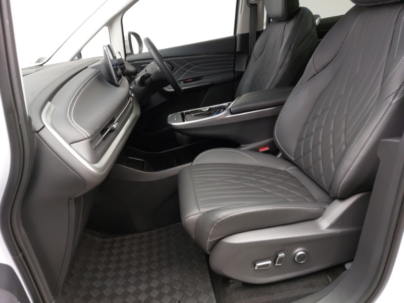 Maxus MIFA 9 180Kw Luxury 7 Seat 90Kwh White #5