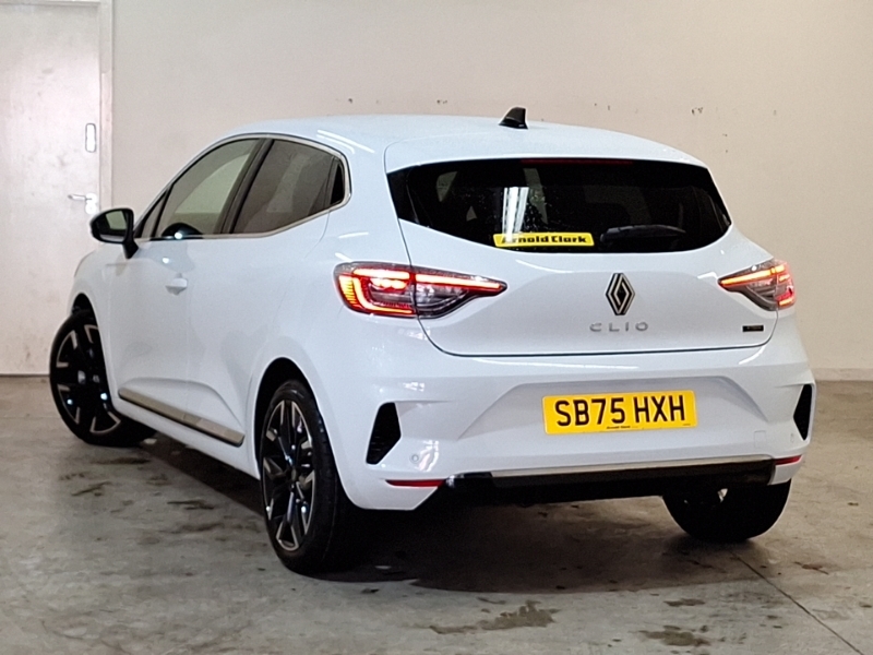 Renault Clio 1.6 E-tech Full Hybrid 145 Techno White #2